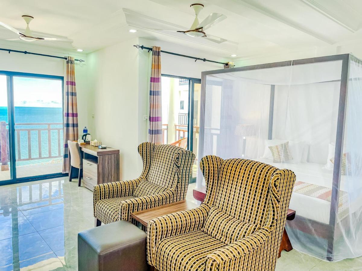 Majula Boutique Hotel Серекунда Екстериор снимка
