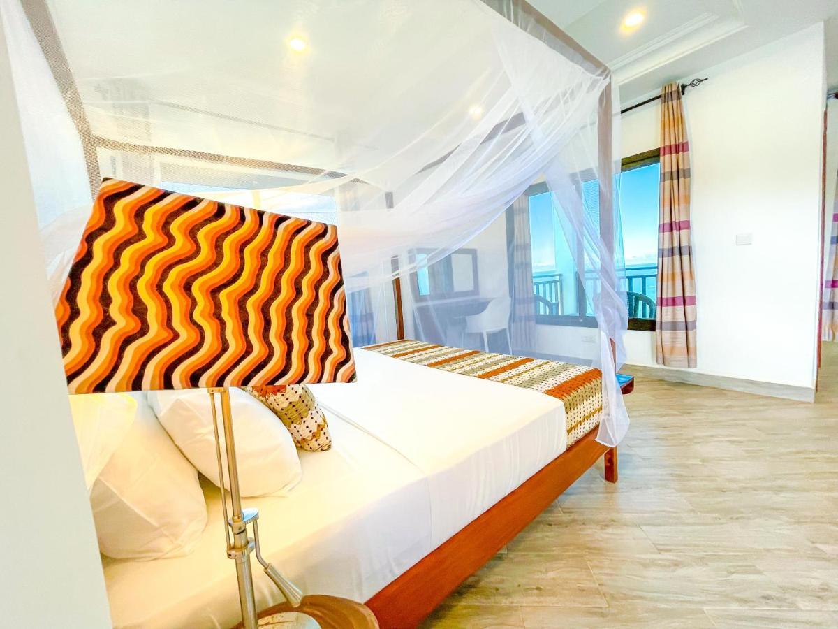 Majula Boutique Hotel Серекунда Екстериор снимка